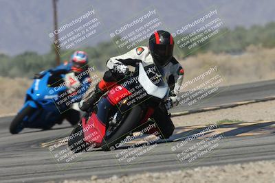 media/Oct-13-2025-Moto Forza (Mon) [[a66d839500]]/3-B Group/Session 3 (Turn 16)/